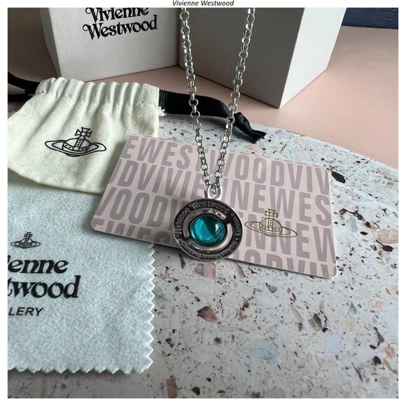 Vivienne Westwood Jewelry - Picture 4 of 7